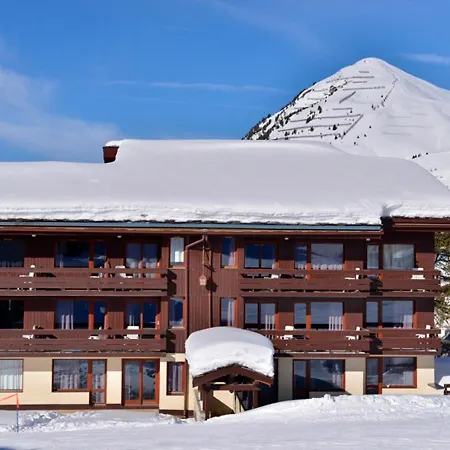 Confortable Avec Acces Direct Aux Pistes Et Animaux Admis - Fr-1-181-2111 Apartment La Plagne-Tarentaise