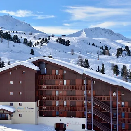 Confortable Avec Acces Direct Aux Pistes Et Animaux Admis - Fr-1-181-2111 *